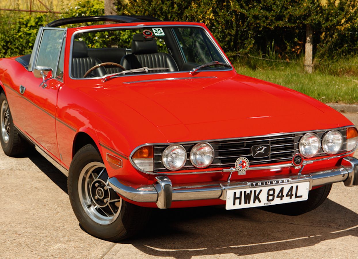 classic_and_sports_car_buyers_guide_Triumph_Stag_TB_main__f3875d934d
