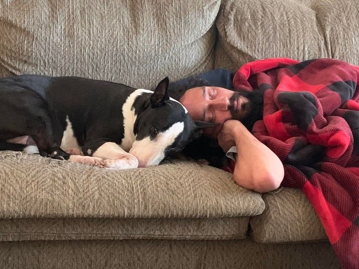 09938f516e9a98878929613502