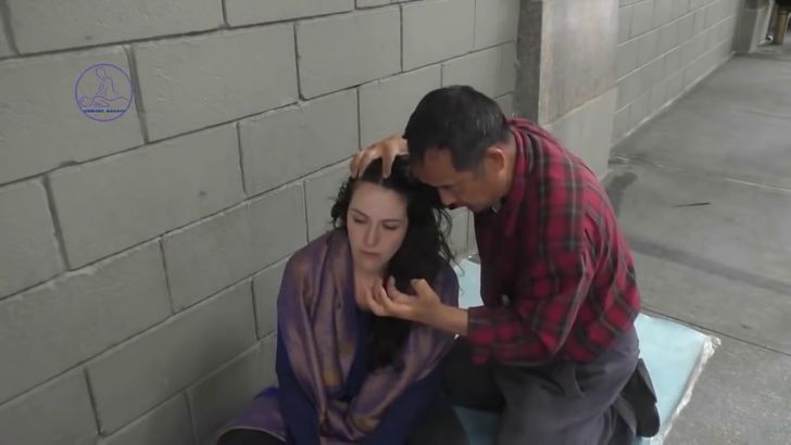 4b8519564cbc34cbb9f1cd3699