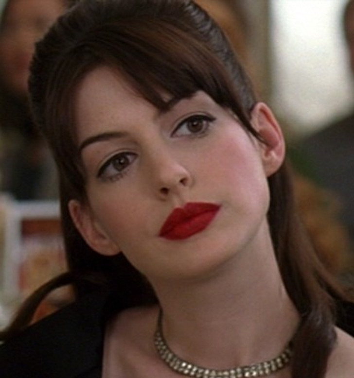 4e4b2358a4b3235975f2883126