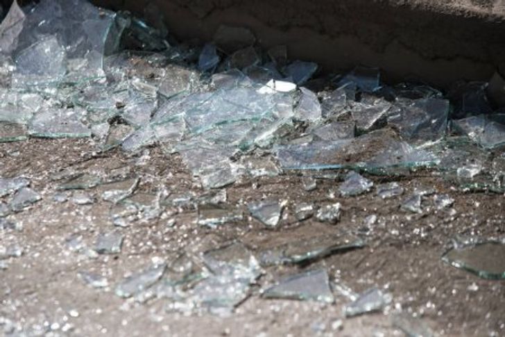 5bacbd55498766d0a7a3e17ab5