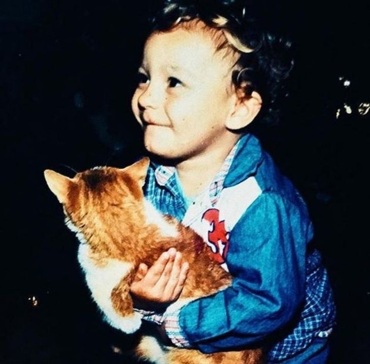 5ea08a56cea80f8f84cad4ce1c