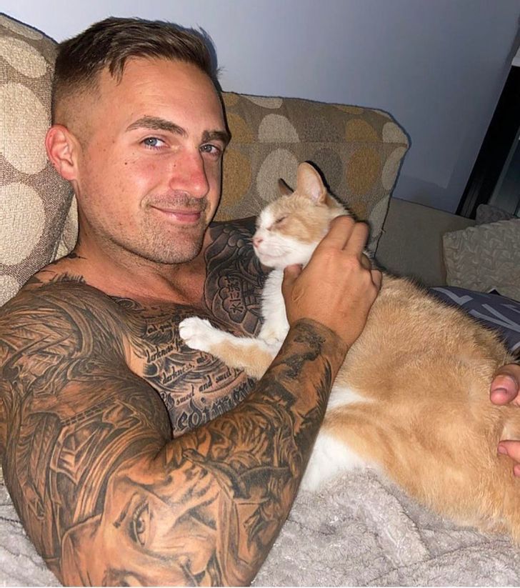 5f1ff454bd91e43001859e376f