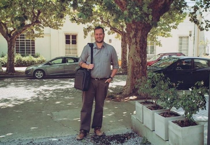 70f2a950eb8dbc8cab2c4d9c03