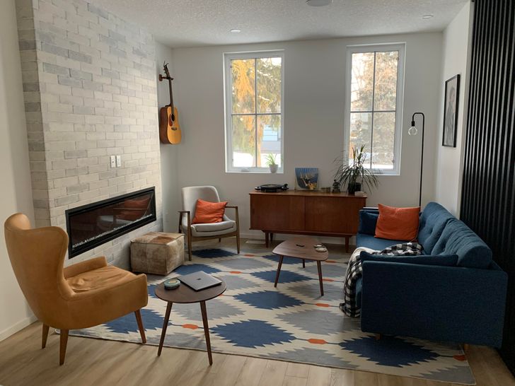 93f8275383a01a81796ffdd8e5