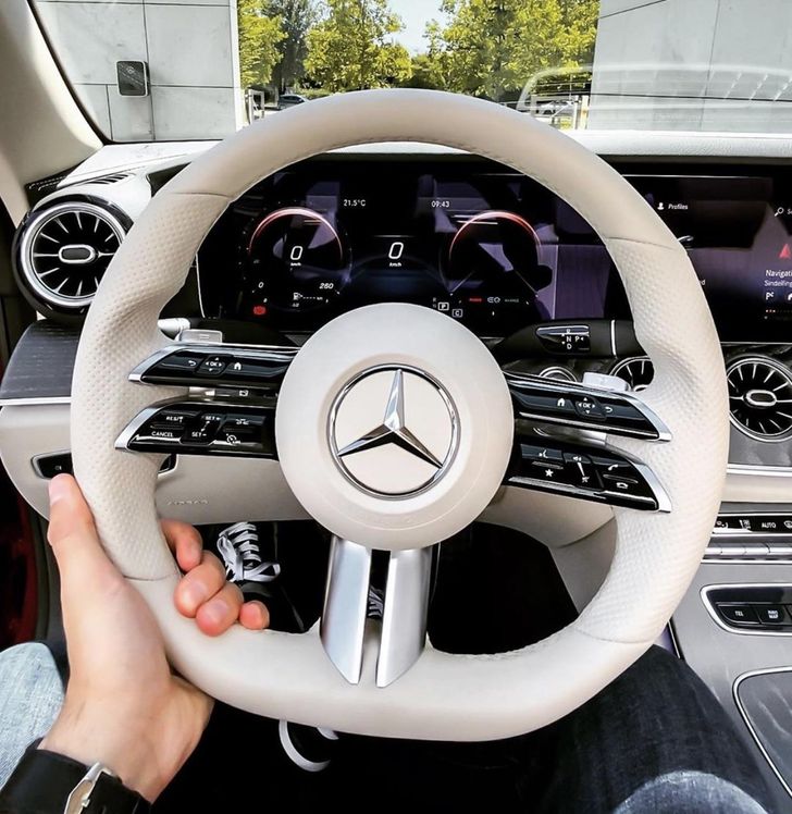 aa66d55f41a3689f93949d1252