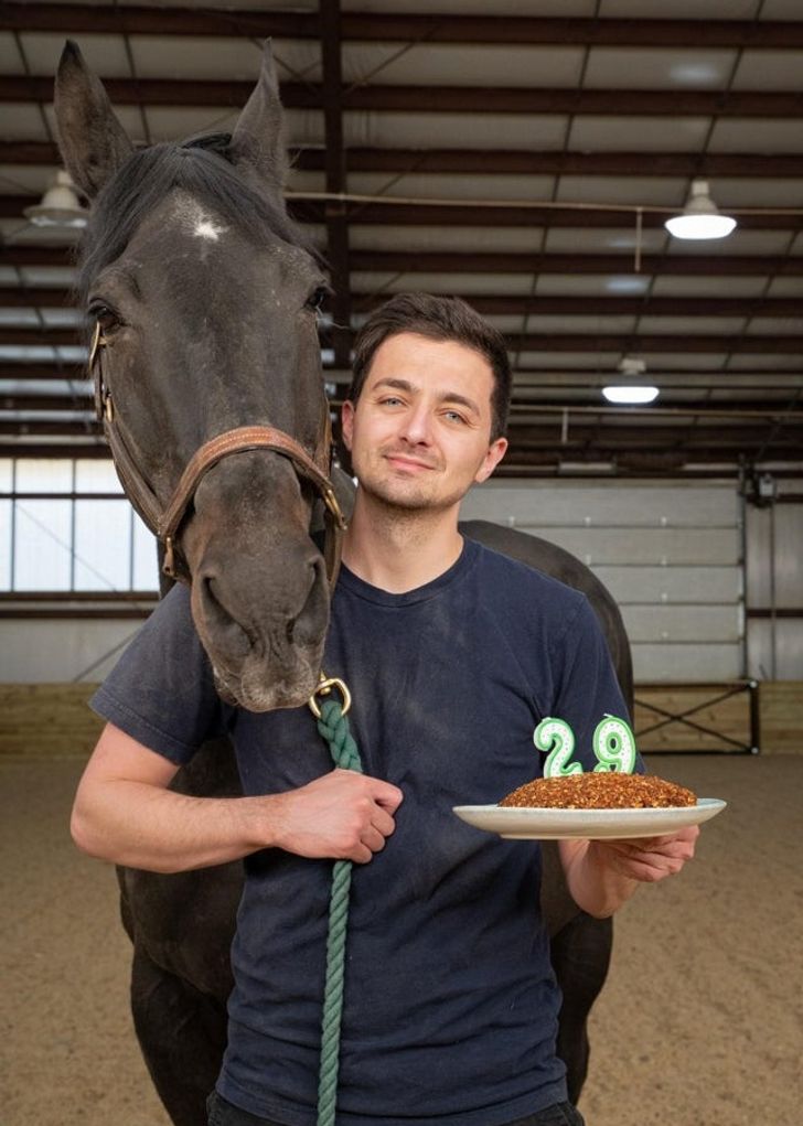 dfe8fb5b7893543666ce7b0fdc