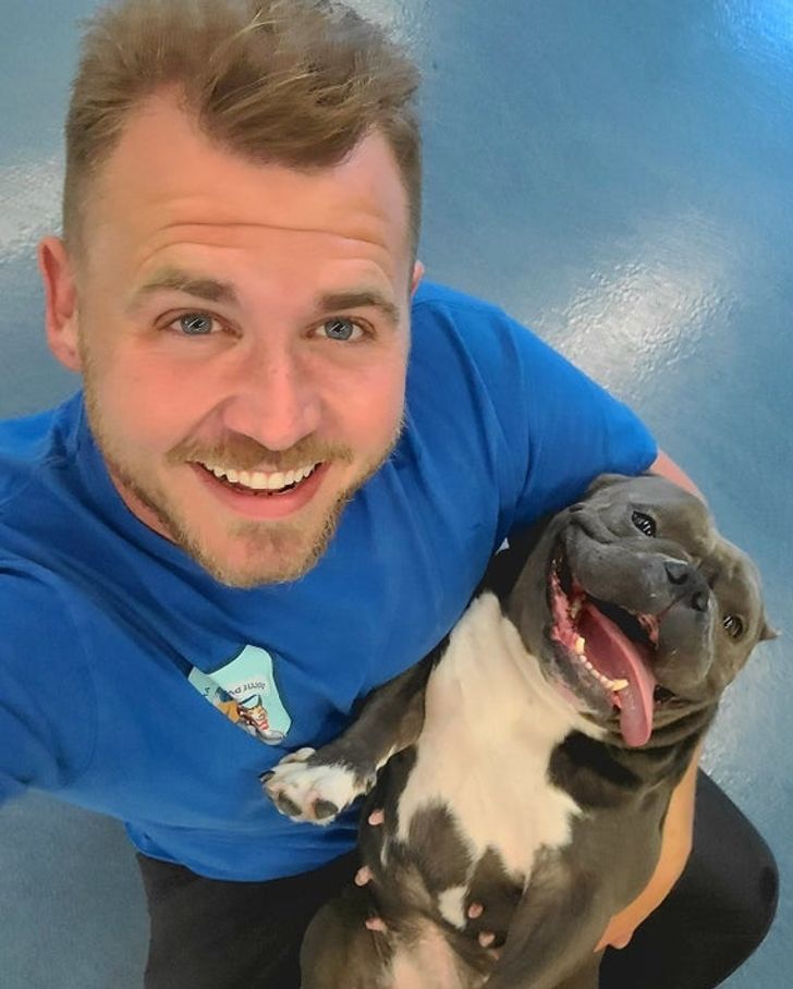 f939c75d27adf1a2adfec49418