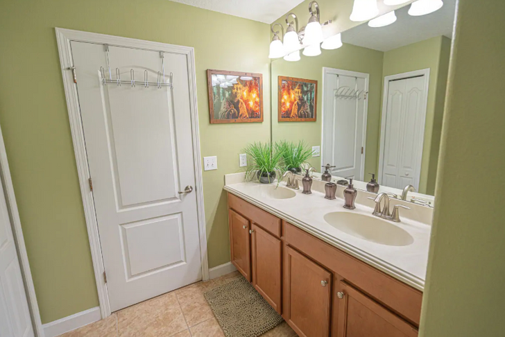 fb17715d33b501d252f8b909b7