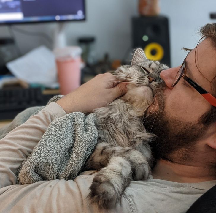 fb4f0d5ddf868a1ff300eeb4b9