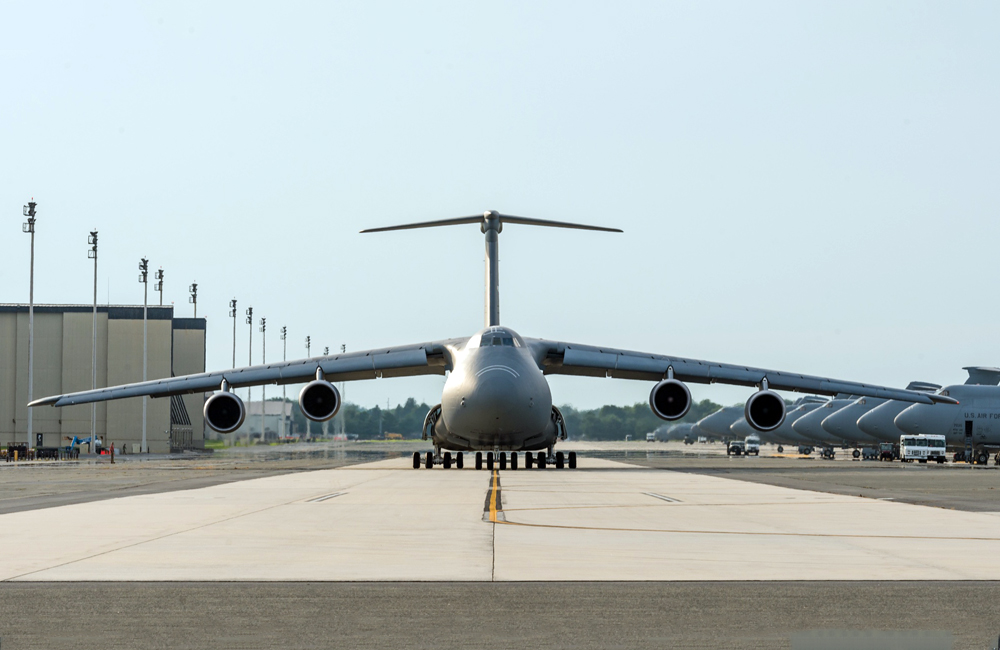 Article-Image-MilitaryPlanes-C-5M-Galaxy