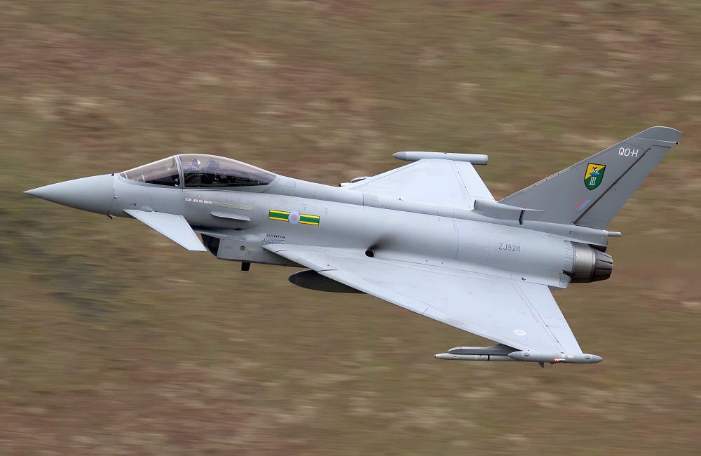 Article-Image-MilitaryPlanes-Eurofighter-Typhoon-1