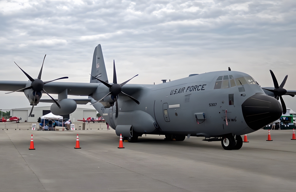 Article-Image-MilitaryPlanes-WC-130-Hercules Article-Image-MilitaryPlanes-WC-130-Hercules