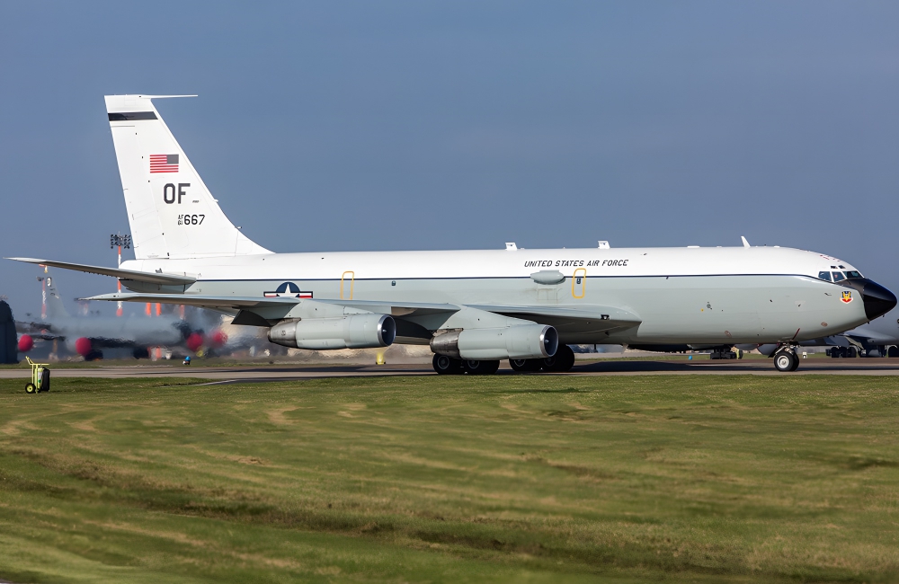 Article-Image-MilitaryPlanes-WC-135W-Constant-Phoenix Article-Image-MilitaryPlanes-WC-135W-Constant-Phoenix