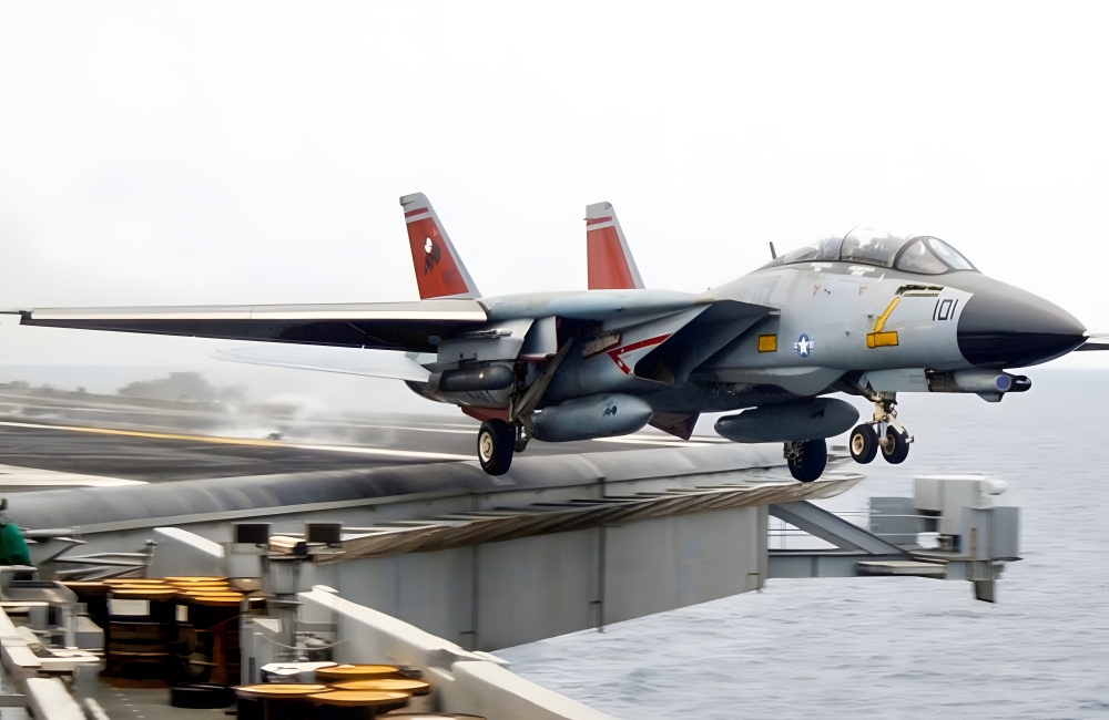 Article-Image-The-Biggest-Most-Expensive-Military-Planes-to-Ever-Take-to-the-Sky-F-14-Tomcat