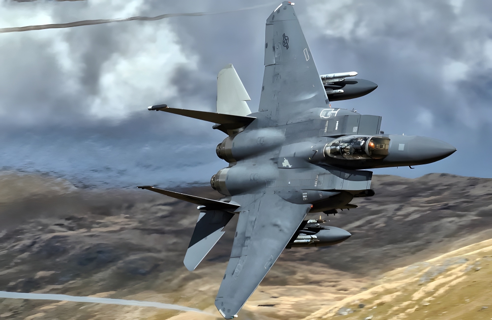 Article-Image-The-Biggest-Most-Expensive-Military-Planes-to-Ever-Take-to-the-Sky-McDonnell-Douglas-F-15E-Strike-Eagle