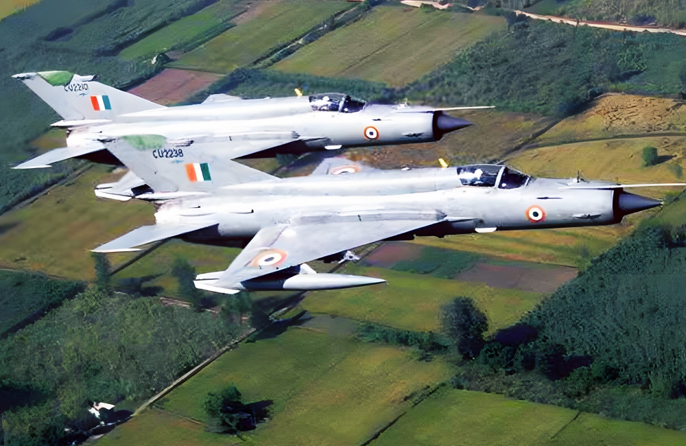 Article-Image-The-Biggest-Most-Expensive-Military-Planes-to-Ever-Take-to-the-Sky-MiG-21-1